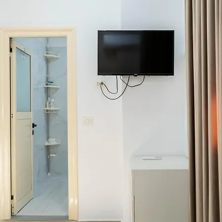 Berti Hotel 3*