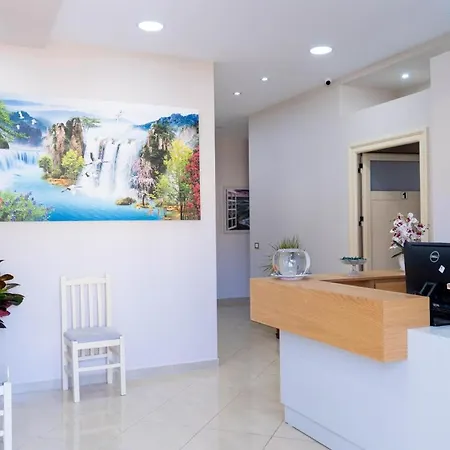 Berti Hotel 3*